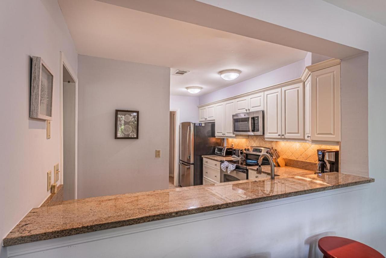 Pet Friendly! 503 Plantation Club Walk To Pool Sleeps 6 Sea Pines Villa Hilton Head Island Exterior photo
